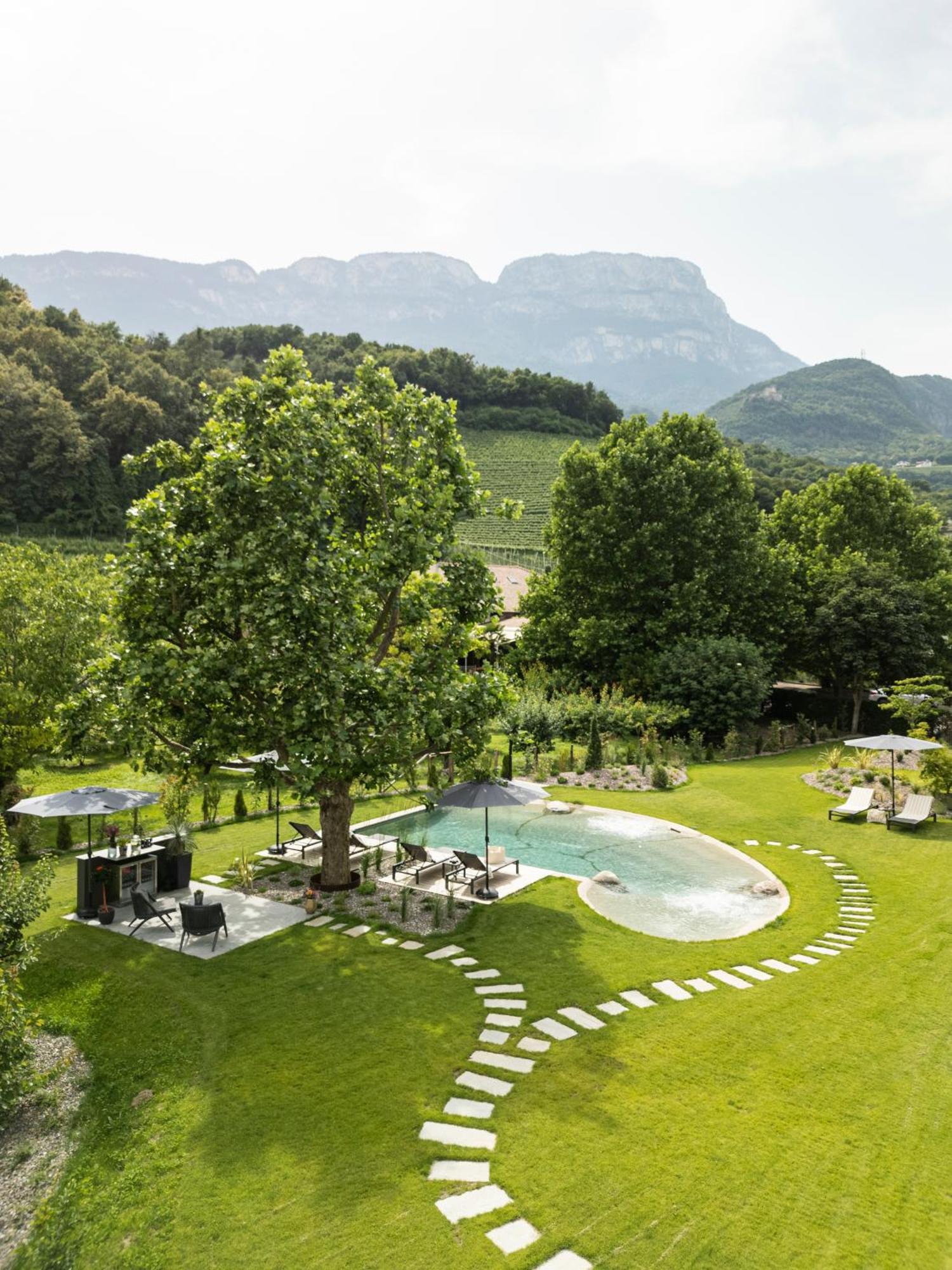 Belia Lofts - Adults Only - Apartments Appiano Sulla Strada Del Vino Bagian luar foto