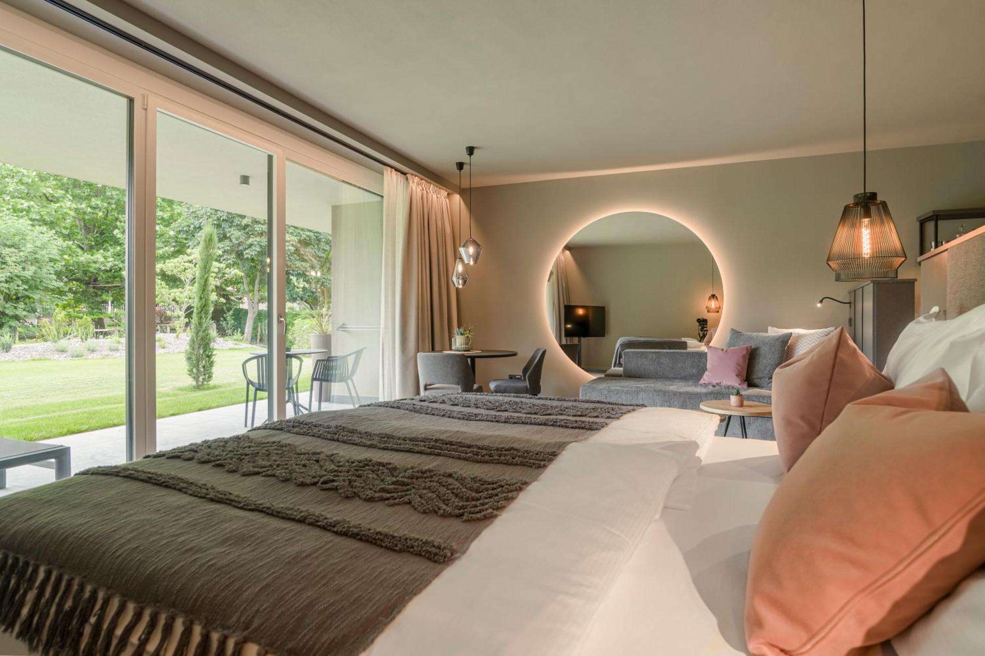Belia Lofts - Adults Only - Apartments Appiano Sulla Strada Del Vino Bagian luar foto