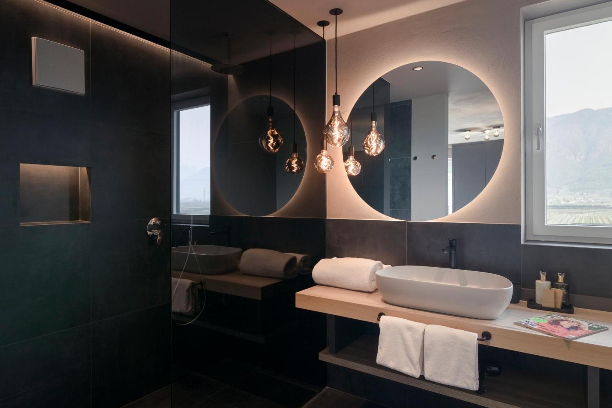 Belia Lofts - Adults Only - Apartments Appiano Sulla Strada Del Vino Bagian luar foto