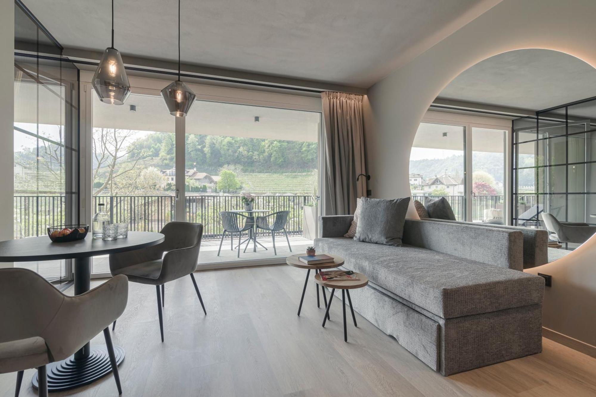 Belia Lofts - Adults Only - Apartments Appiano Sulla Strada Del Vino Bagian luar foto